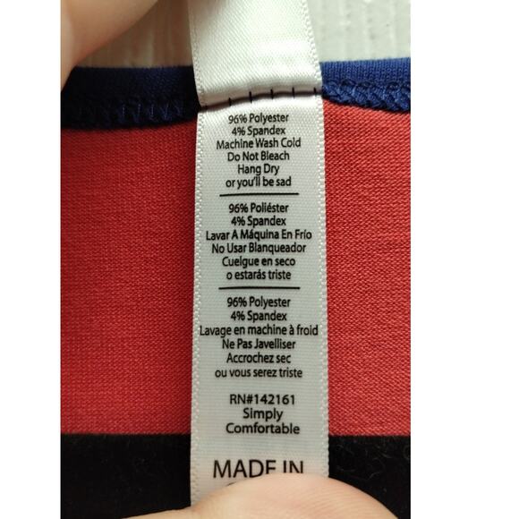 Lularoe NWT Size XS Classic Tee Coral Short Sleeves Navy Blue Trim High Low Top - Picture 4 of 6